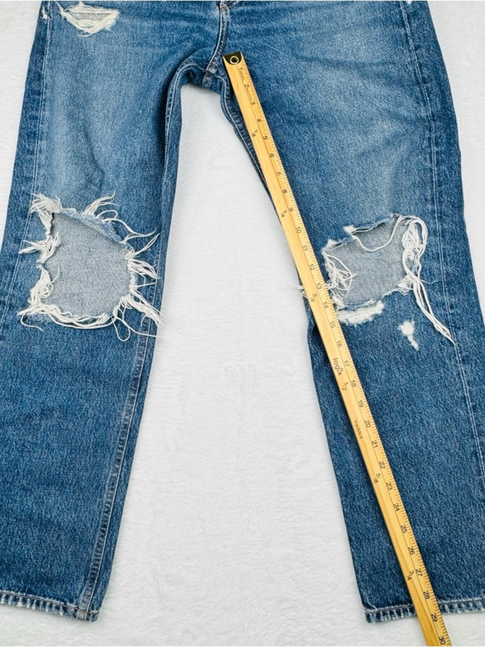 AGOLDE 90's High Rise Loose Fit jeans in a distressed blue wash. Size 29. - Picture 5 of 10
